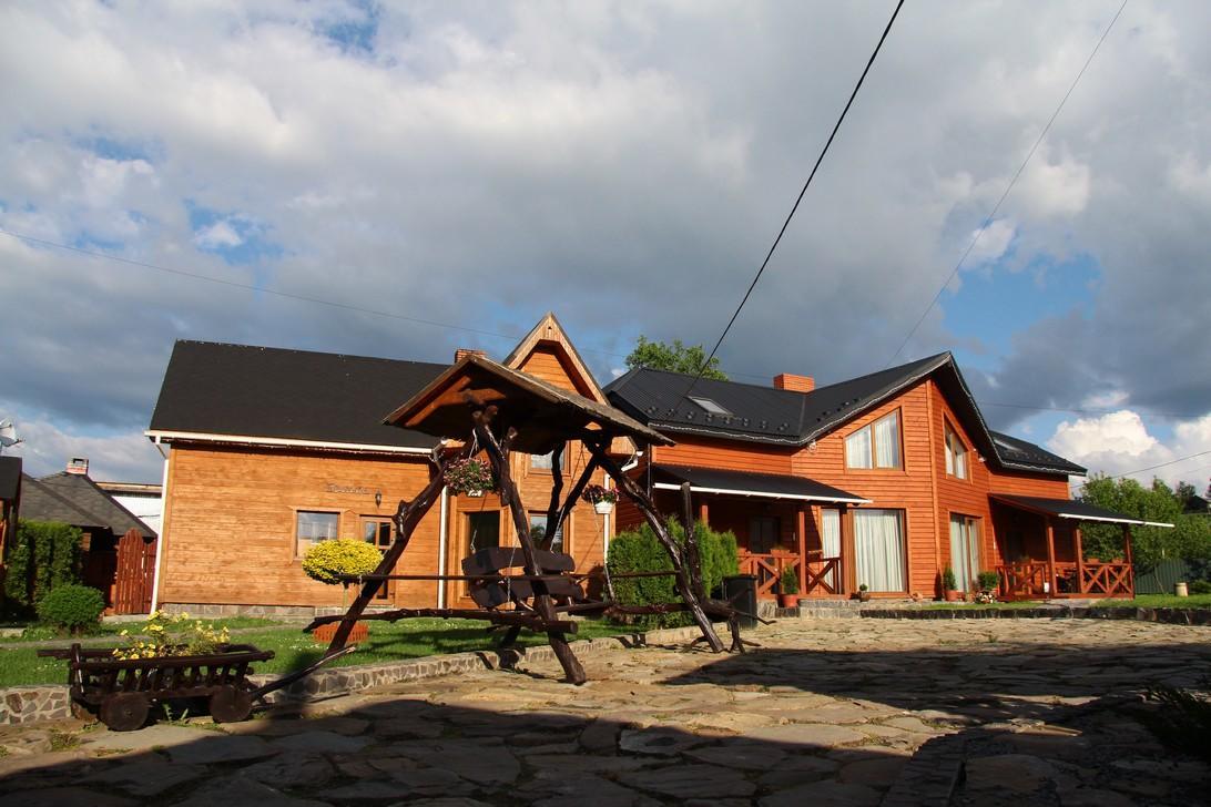 Коттедж "Пятое Колесо" 1 Hotel Lazeșciîna Exterior foto